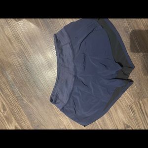 Outdoor voices shorts